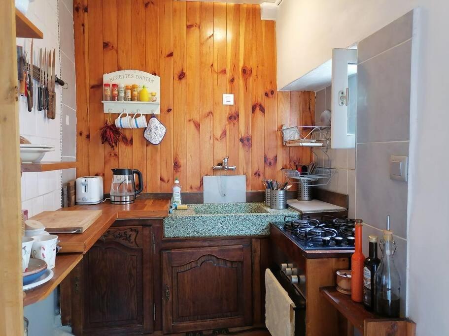 Maison De Village Dans Le Centre Du Vieux Quartier 马瑟伊兰 外观 照片